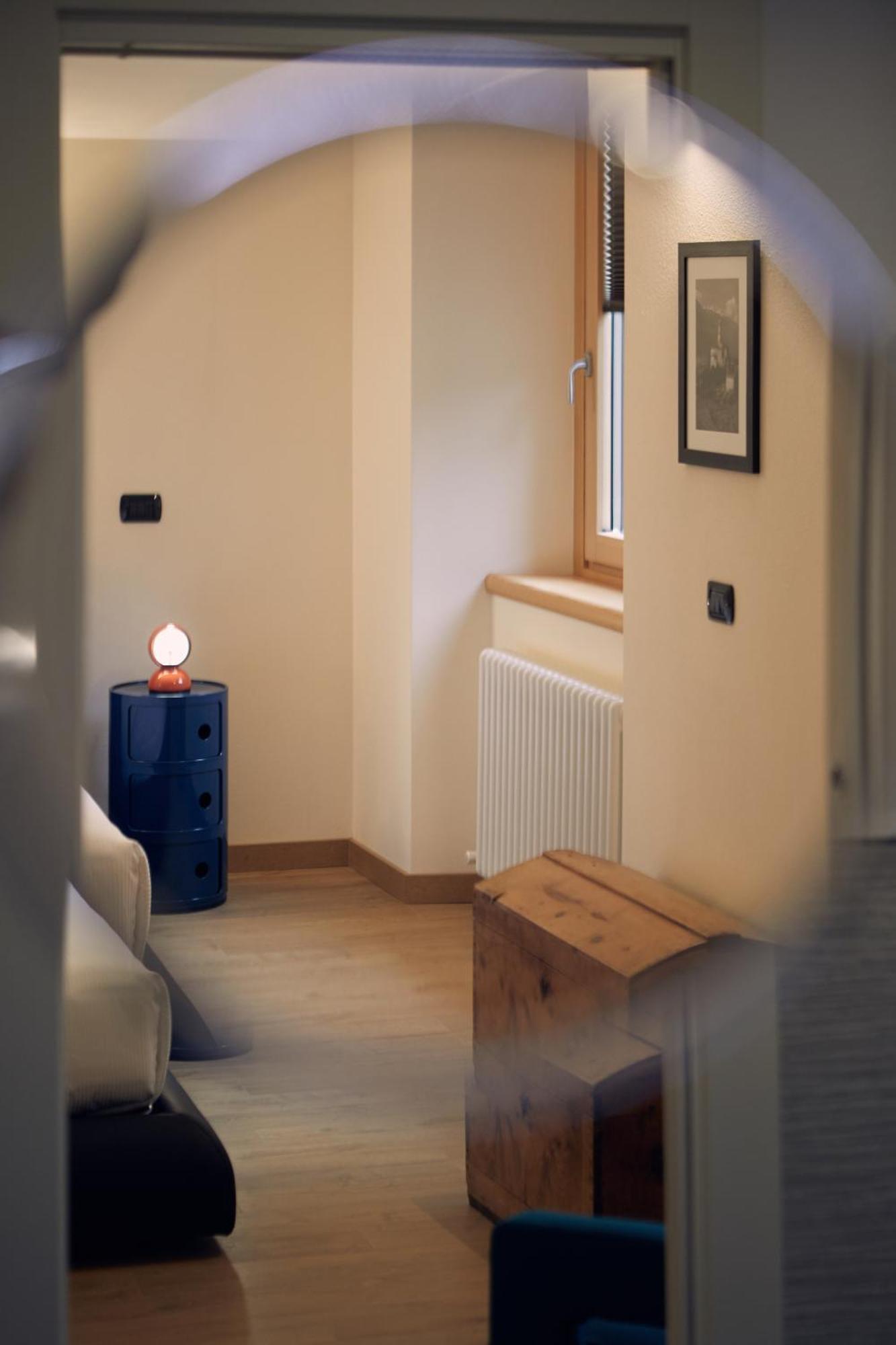 Le Corti Dei Sassi Bed and Breakfast Berbenno di Valtellina Værelse billede