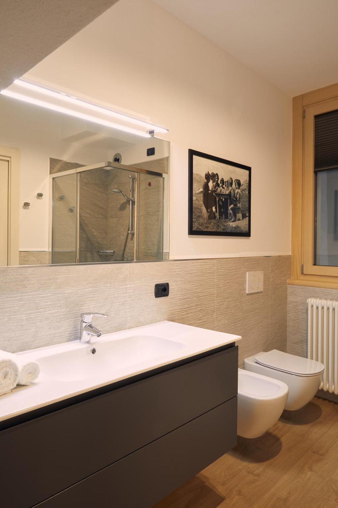 Le Corti Dei Sassi Bed and Breakfast Berbenno di Valtellina Værelse billede